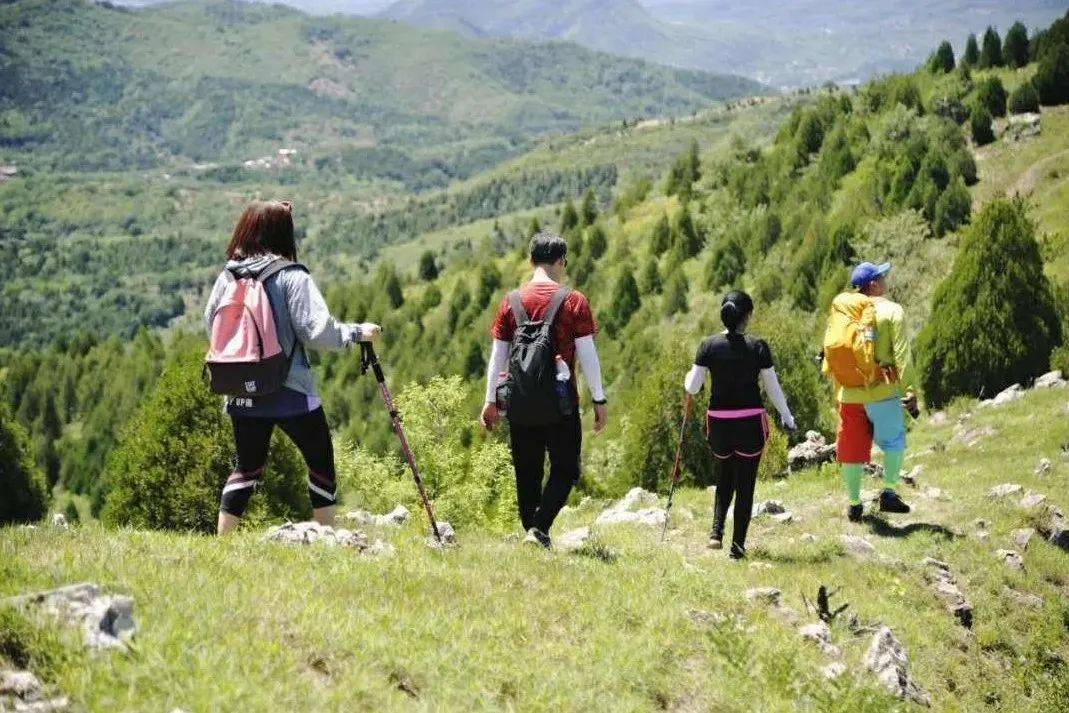 氪金玩命的登山消费新中产必一运动(图15)