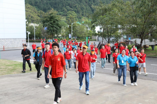 够野你就来——2024中国南酸枣之乡旅游文化音乐节齐云山登山节圆满收官必一体育官网(图8)