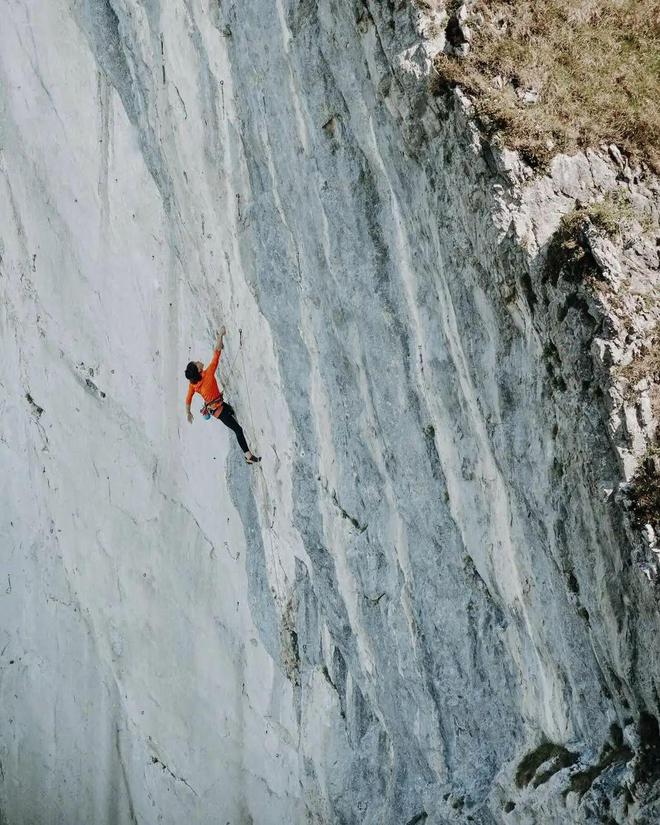 女性户外运动服装不再只是“男性缩小版”(图4) 女性户外运动服装不再只是“男性缩小版”(图4)