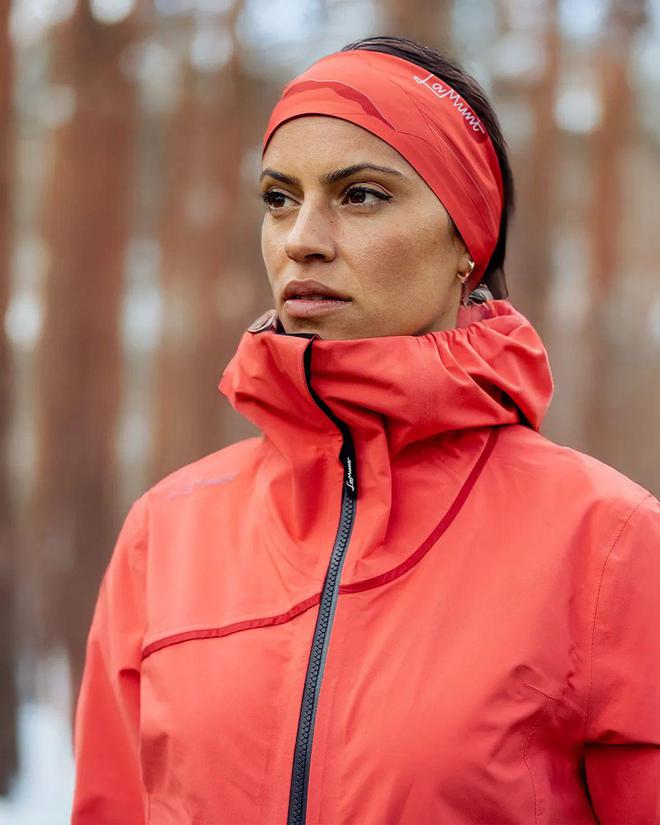 女性户外运动服装不再只是“男性缩小版”(图23) 女性户外运动服装不再只是“男性缩小版”(图23)