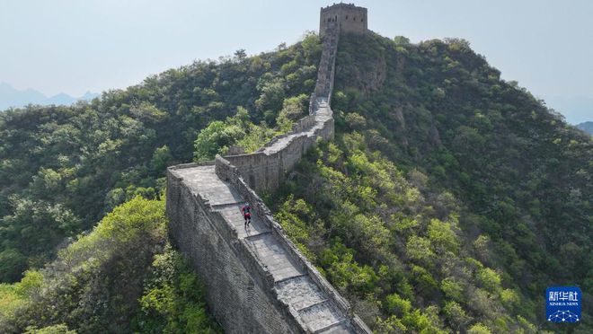 运动装备市场规模将超6000亿珠峰攀登季看点多 犀牛说(图25) 运动装备市场规模将超6000亿珠峰攀登季看点多 犀牛说(图25)