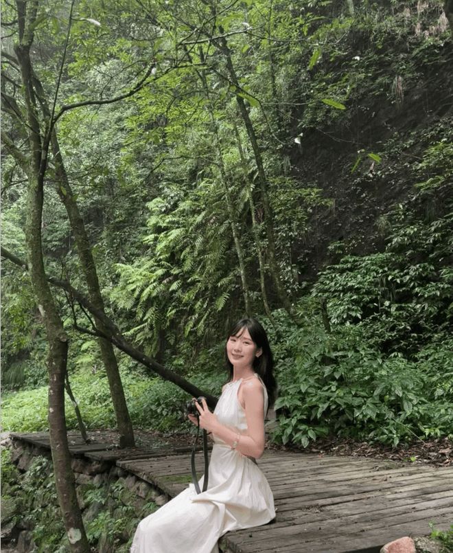 去张家界旅游五天定制游需要多少钱?张家界五日游旅程攻略;(图1) 去张家界旅游五天定制游需要多少钱?张家界五日游旅程攻略;(图1)