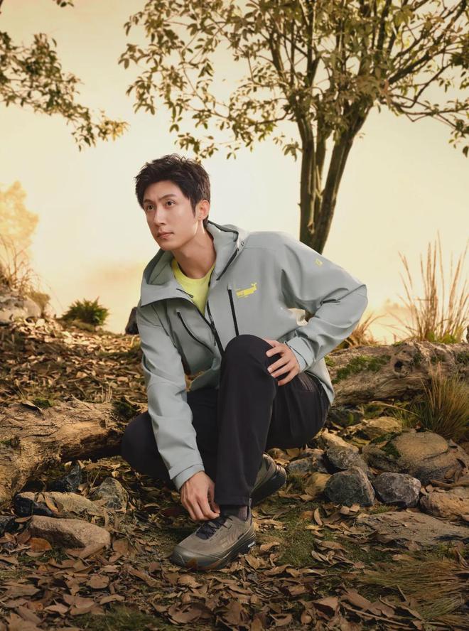 卖爆的「呼吸壳冲锋衣」折射出户外装备的「透汽」变局(图1)