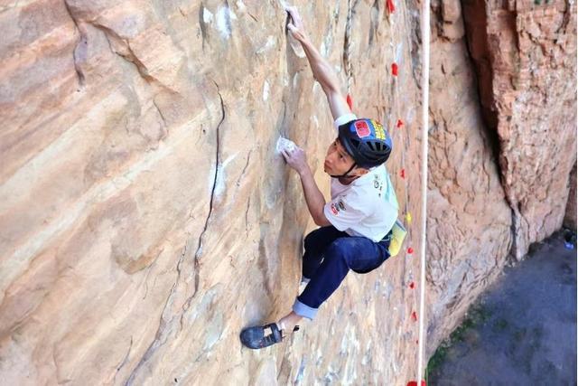 2025年中国攀岩自然岩壁系列赛（山西长治黎城站）圆满落幕(图1)