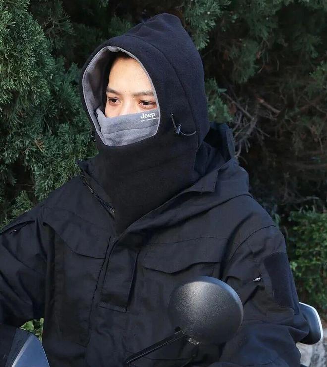 【骑行登山必备】JEEP双面抓绒头套围脖锁温防风一体设计寒冬出行超舒适！(图6)