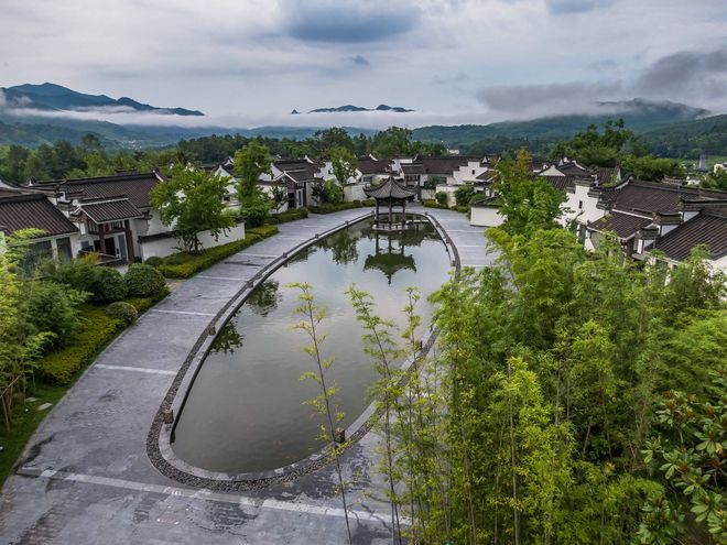 旅行社推荐:黄山纯玩4天3晚游单项定制机票+酒店+无套路服务(图1) 旅行社推荐:黄山纯玩4天3晚游单项定制机票+酒店+无套路服务(图1)