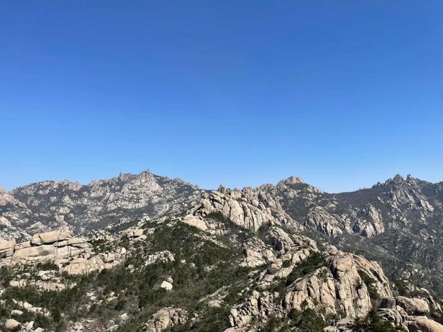 49岁男子崂山坠亡遇难全过程曝光遗体无人机运下山一语成谶(图5) 49岁男子崂山坠亡遇难全过程曝光遗体无人机运下山一语成谶(图5)