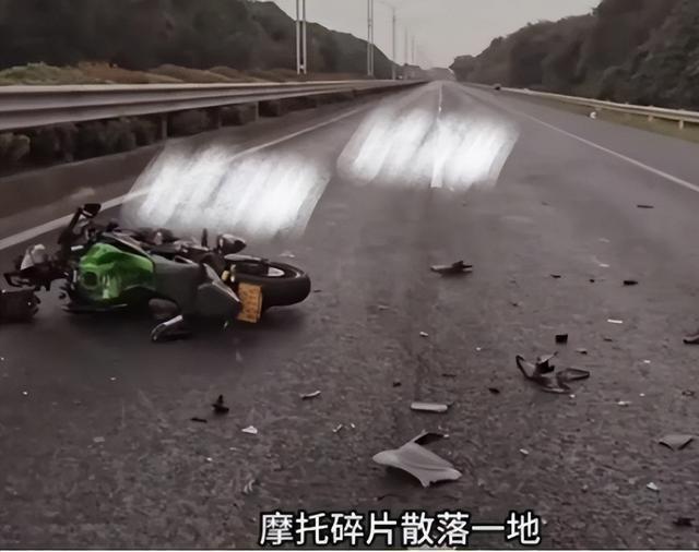 49岁男子崂山坠亡遇难全过程曝光遗体无人机运下山一语成谶(图17) 49岁男子崂山坠亡遇难全过程曝光遗体无人机运下山一语成谶(图17)