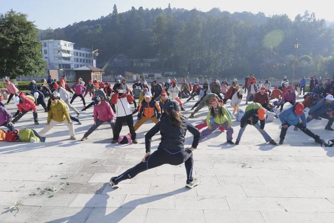 2025年全国登山户外安全科普教育活动云南昆明站圆满落幕(图4) 2025年全国登山户外安全科普教育活动云南昆明站圆满落幕(图4)