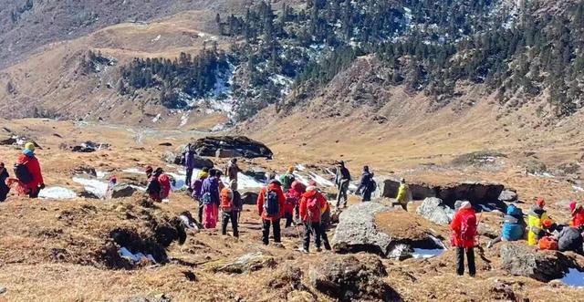 一男子在哈巴雪山遇难系封山期间无专业向导、缺乏必要装备擅自进山(图1) 一男子在哈巴雪山遇难系封山期间无专业向导、缺乏必要装备擅自进山(图1)