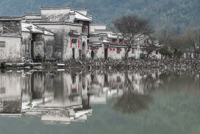 黄山四日游高性价比团:宏村游玩+徒步装备+老年人舒适路线图(图1) 黄山四日游高性价比团:宏村游玩+徒步装备+老年人舒适路线图(图1)