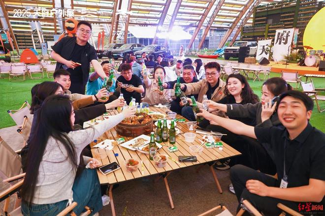 2025年全国青少年登山户外运动发展大会在蓉启幕(图2)